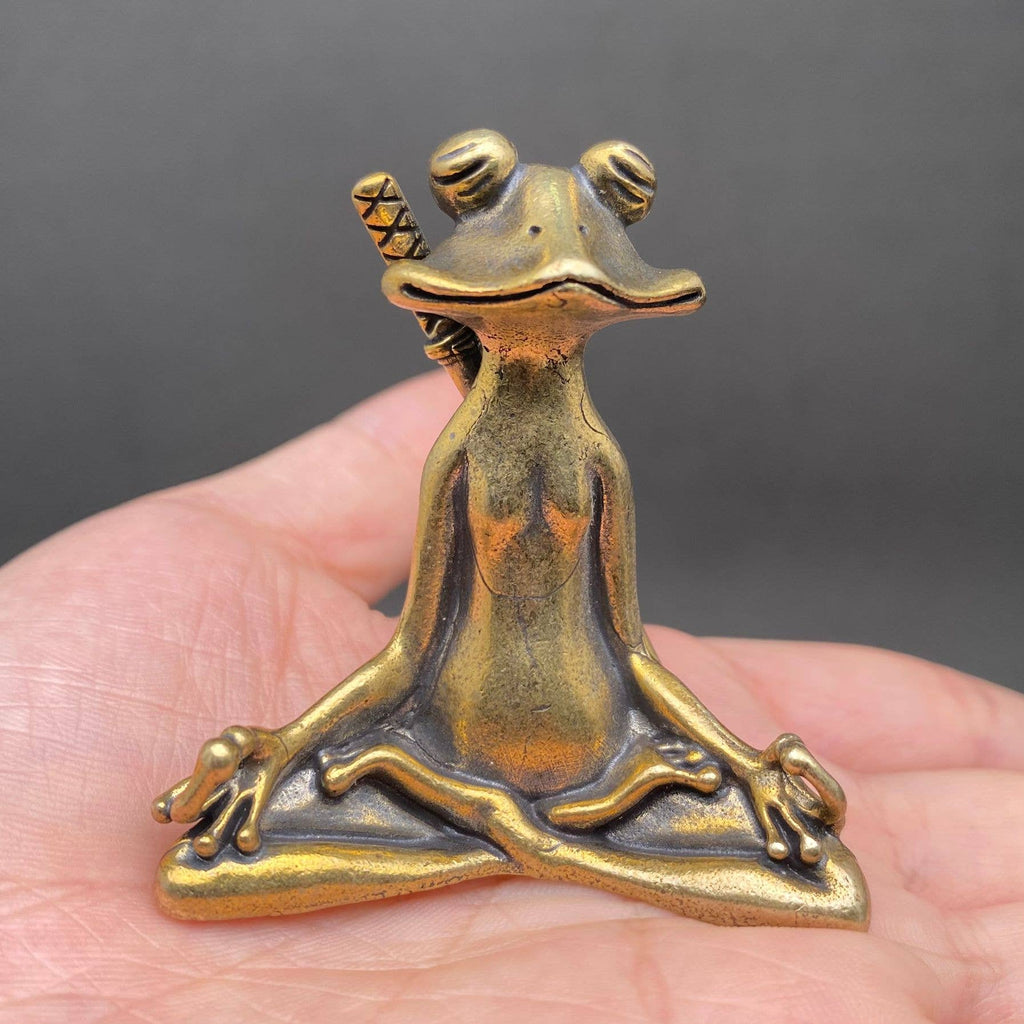 Kungfu Meditating Frog Figurine