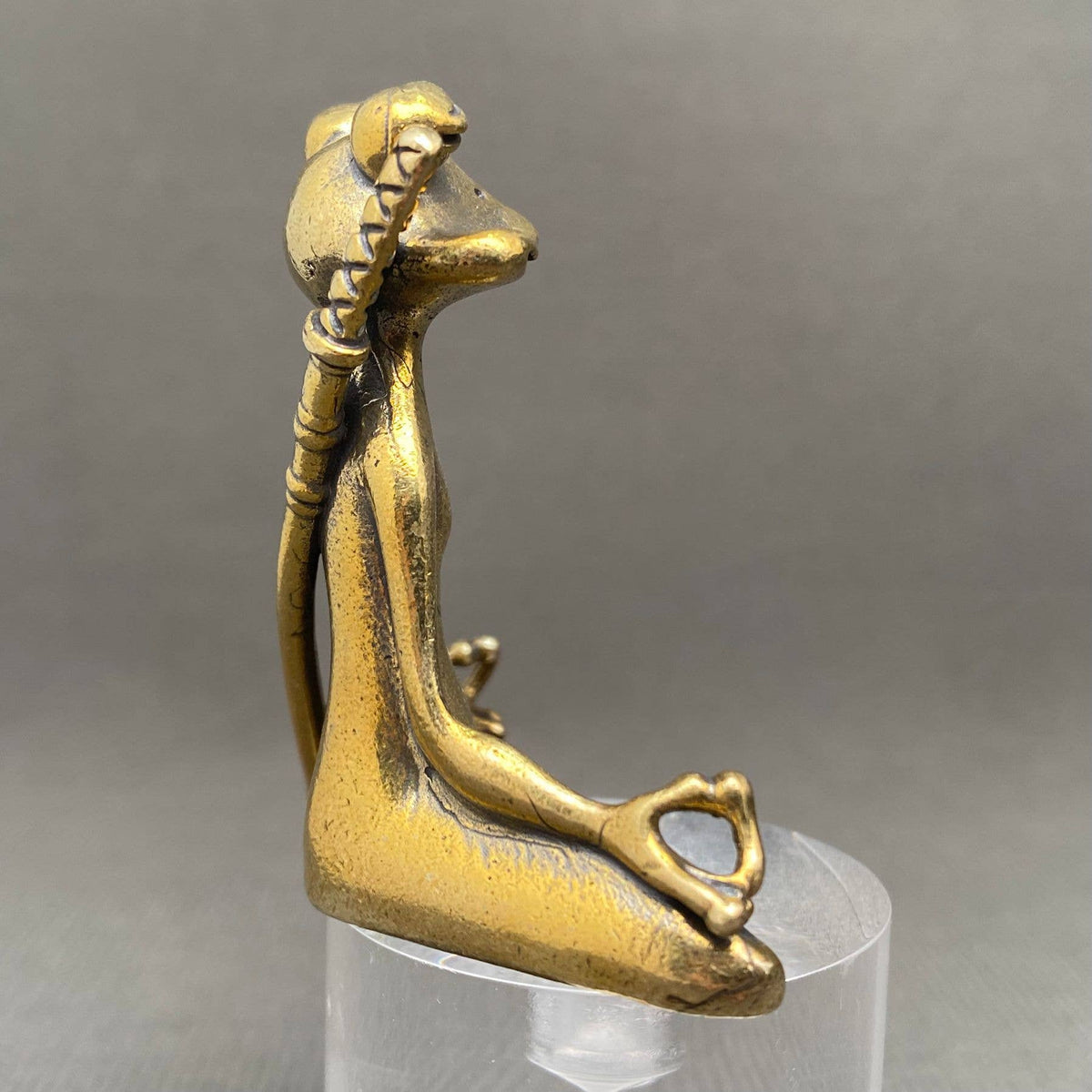 Kungfu Meditating Frog Figurine