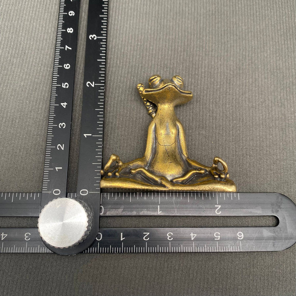 Kungfu Meditating Frog Figurine